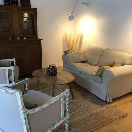 Ferienhaus Maison En Pierre, Chaleureuse, Avec Etang *